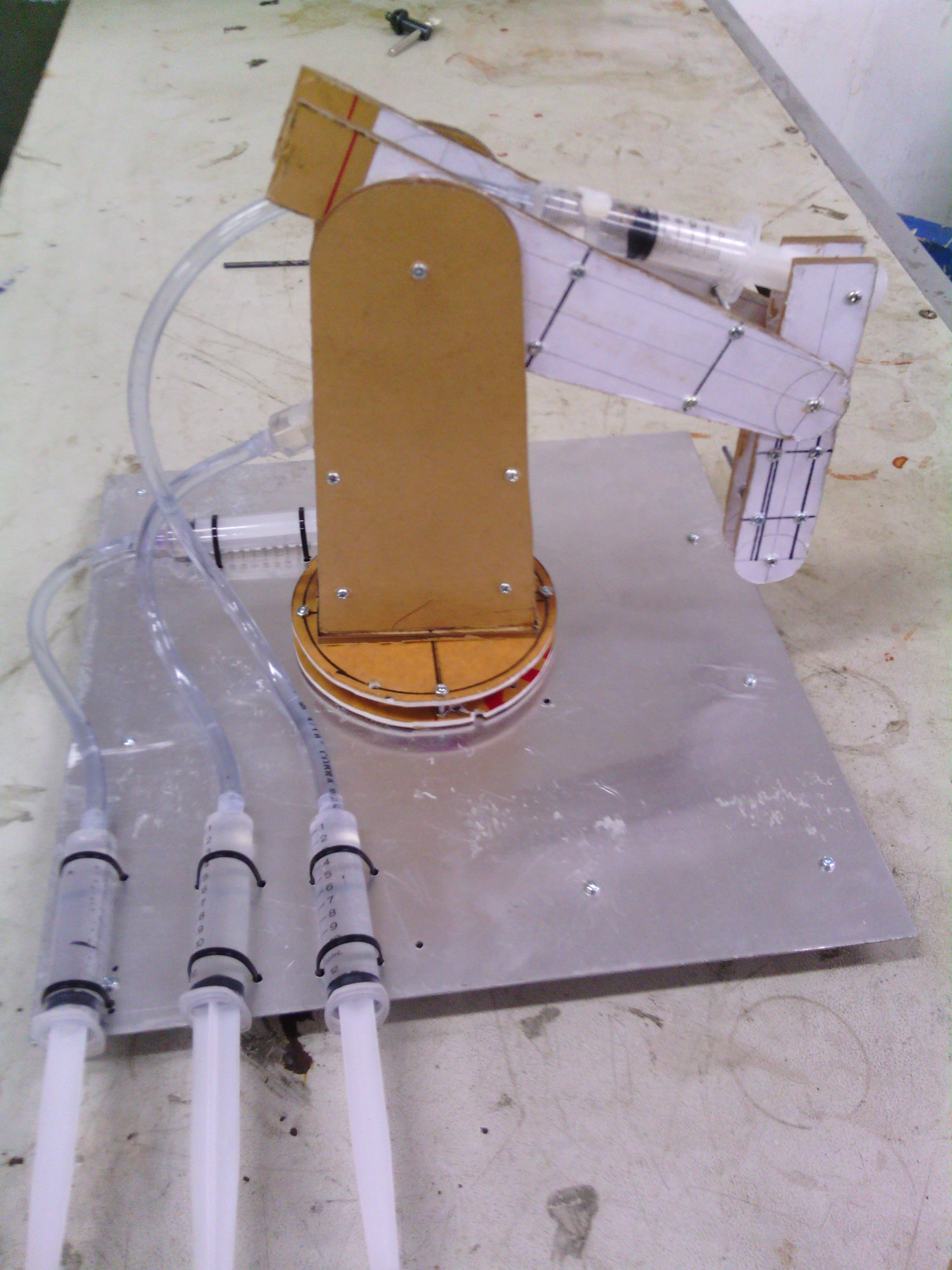Membuat Lengan Robot Hidrolik Sederhana Utakatikmikros Blog